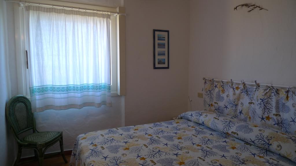 Casa Molara Vila San Teodoro  Quarto foto